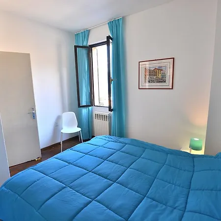 Castelet Apartment